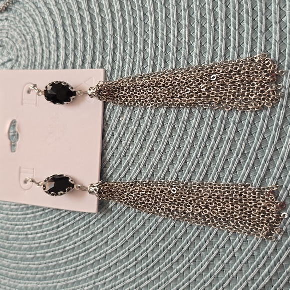 LIZ CLAIBORNE WOMEN'S FASHION JEWELRY BUNDLE OF NECKLACE AND MATCHING EARRINGS - Picture 13 of 14